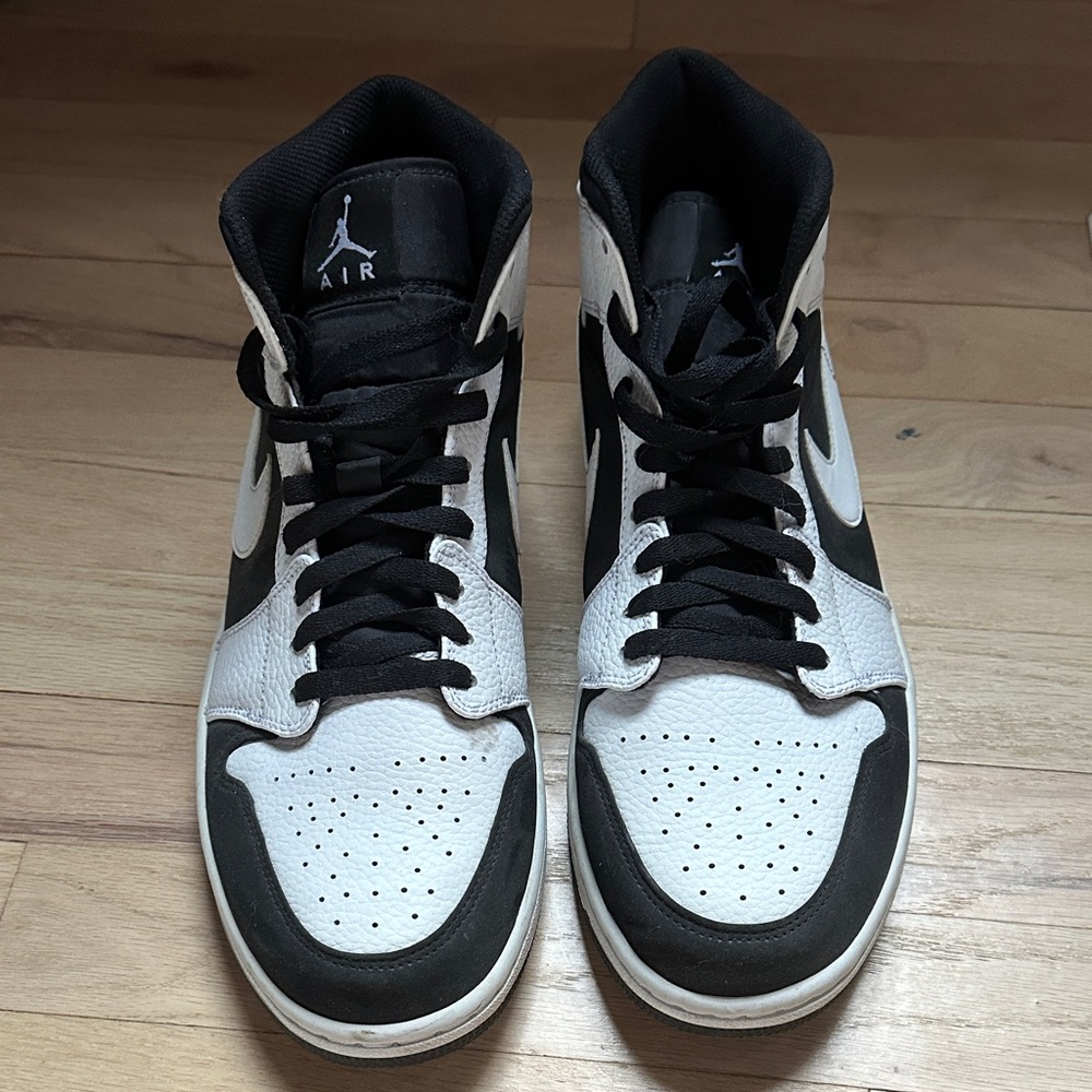 Nike Air Jordan Men's Black and White High-Tops - Picture 2 of 6